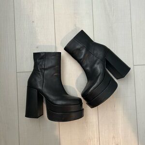 Steve Madden platform boots